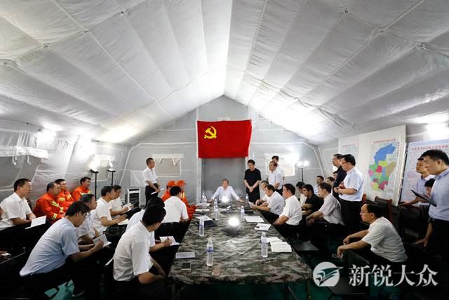 刘家义连夜赶赴寿光指导抗灾救灾工作
