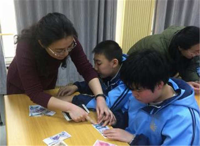 教师节里的特教群体:最美的师生,最走心的节日礼物