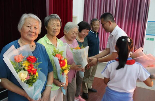 弘扬高尚师德,潜心立德树人！东泰小学举行教师节庆祝活动