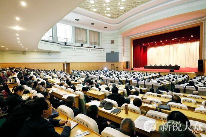 省委省政府召开省直老干部情况通报会