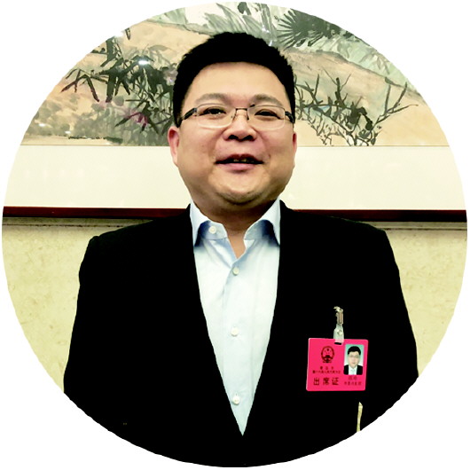 一笔一本一张明白纸!青岛市人大代表昨报到