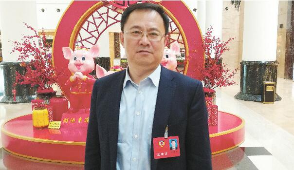 省政协委员刘鹏照中考设分数带普高不一刀切