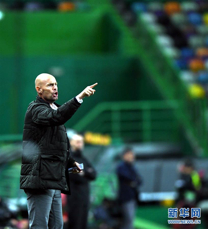 欧联杯:比利亚雷亚尔胜葡萄牙体育