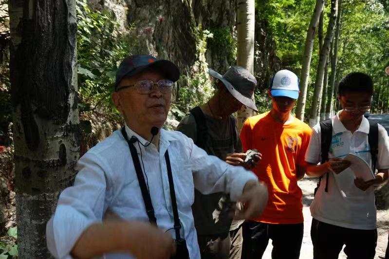 一名地质学专业的学生告诉北青报记者,自己第一次知道刘本培是学习了