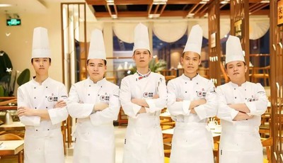 青港烧鹅：厨师经营团队18人