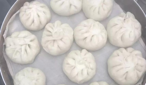 青岛森珍生态园：地锅桑叶包