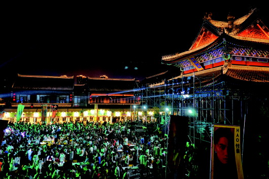 悦即墨·夜古城打造立体古城生活 助力青岛时尚夜经济发展