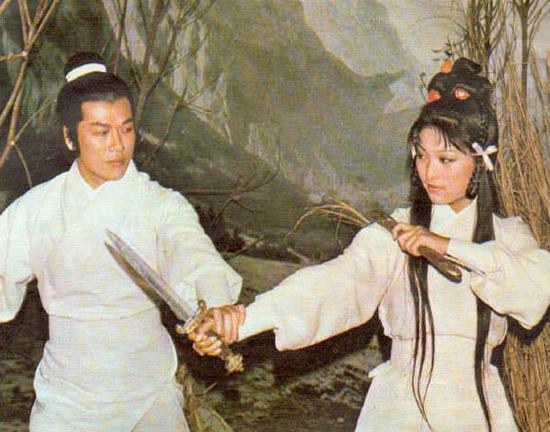 香港资深艺人米雪与白彪曾于1976年佳艺电视的《射雕英雄传》武侠剧中