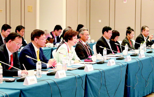第十九届蓝洽会昨在西海岸新区开幕 80个高精尖项目落地青岛