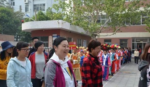 小場地，大體育！提升學生體質，濰坊市德信這樣做……