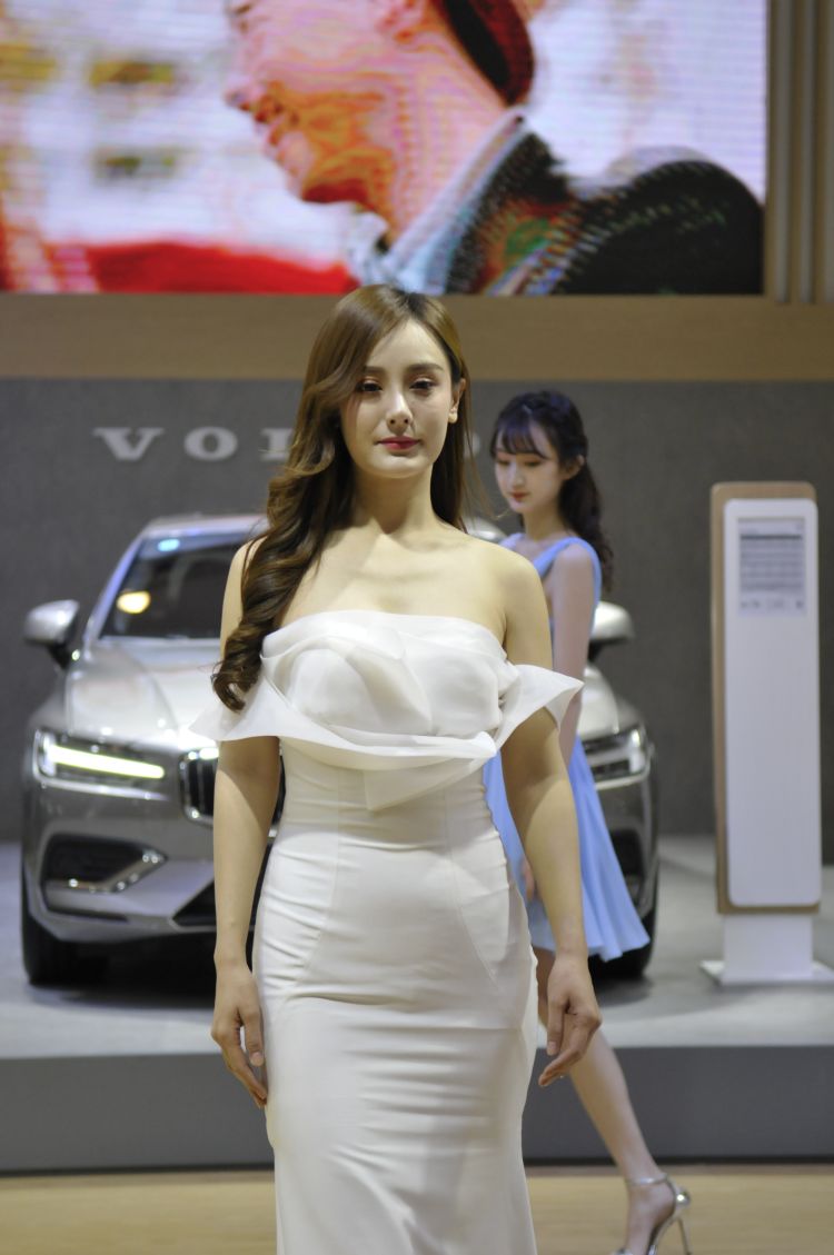 山东国际车展车模高清图集 车展硬菜直接端上来!