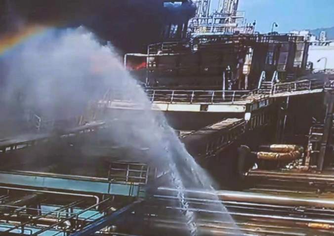 珠海一化工厂爆炸:暂无人员伤亡 明火已扑灭