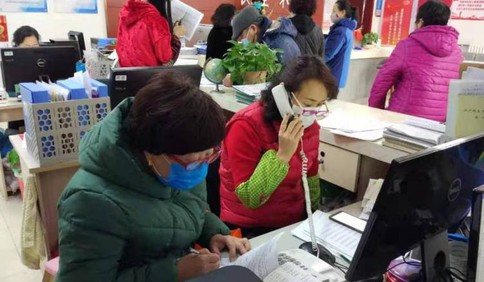 青島社區(qū)抗擊疫情記錄：隔離者有“快遞員” 微信發(fā)起悅讀會緩解焦慮恐慌情緒