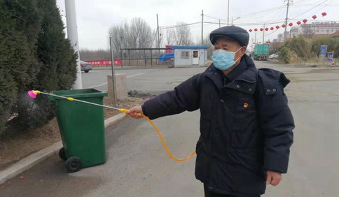 “黨員就要有黨員的樣子”耄耋古稀老黨員結(jié)伴投身防疫戰(zhàn)爭