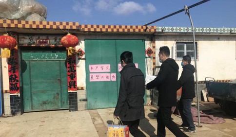 獻愛心傳遞溫暖，萊西馬連莊鎮走訪慰問從武漢歸來的村民