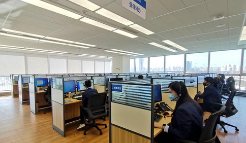 5天接听疫情相关来电8330件 12345增开网上绿色通道