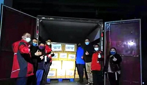 这就是山东|青岛西海岸新区万余护目镜抵达武汉 驰援战“疫”