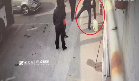 鲁B88U88的车主 谢谢您特殊的礼物