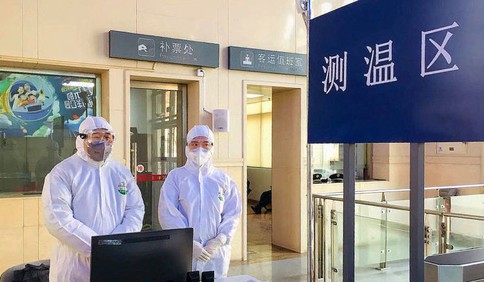 ​妻子临近预产 丈夫坚守“疫”线