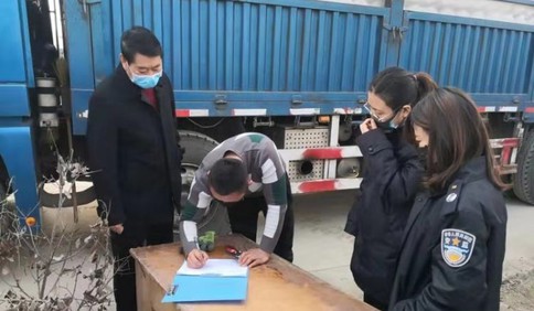 战“疫”当先锋党旗别样红，滨海街道党员奋战在抗疫一线