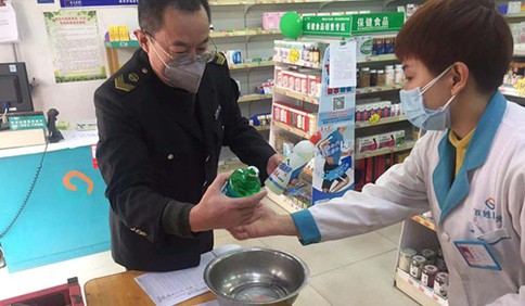 尽显军人本色  胶州市场监管局退伍军人的抗“疫”风采