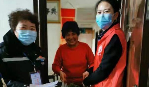 免费发口罩、消毒液、送菜上门...有这样的物业小区居民真幸福