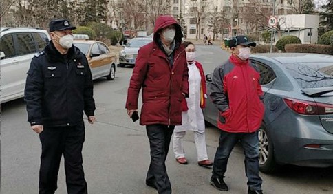 民警话别病妻幼儿  逆行而上战“疫情”