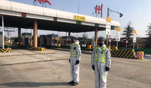 青岛交警防“疫”阻击战风采范文君：守住阵地是我们的责任