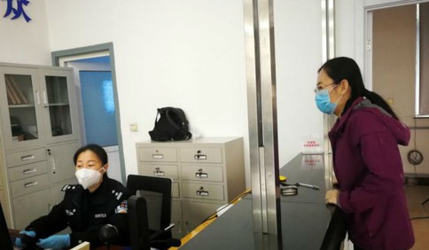 最美双警家庭 齐心防毒战“疫”