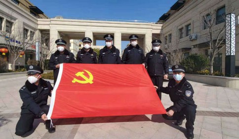 戰“疫情”：危險時刻，我們干部先上！