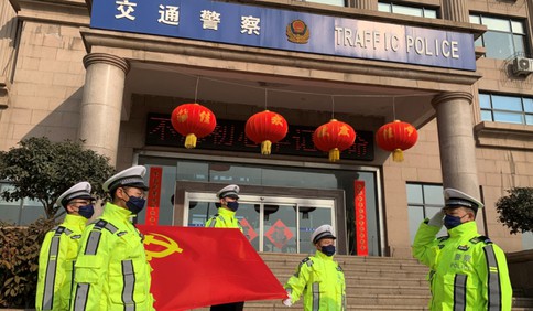 讓青春之花在“疫”線陣地綻放,膠州灣交警大隊二中隊輔警們都是好樣的