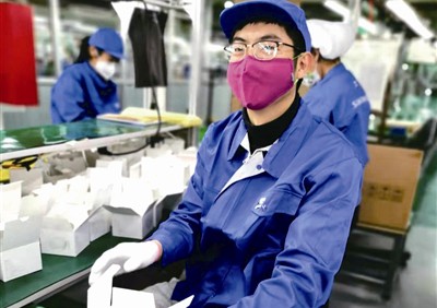 青島近3萬名志愿者、700余支志愿服務隊依法有序參與疫情防控志愿服務