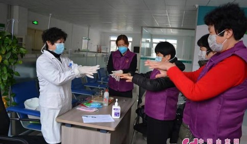 這就是山東|獻愛心 守一線 凡人善舉筑起抗疫長城
