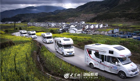 @廣大醫(yī)務(wù)工作者 青島公交旅游觀光巴士免費(fèi)乘坐嘍