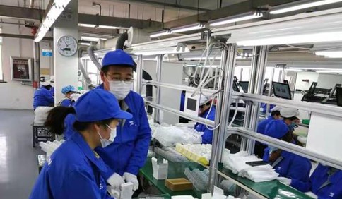 西海岸新區六汪鎮：連夜搶修刻不容緩，抗“疫”消毒義不容辭