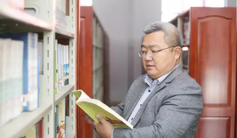 青島實驗高中校長孫睿：當下有思考，不健忘；未來有底線，有擔當