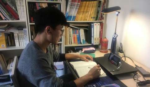 大學師生“云端”相約，5000人在線上同一堂課！