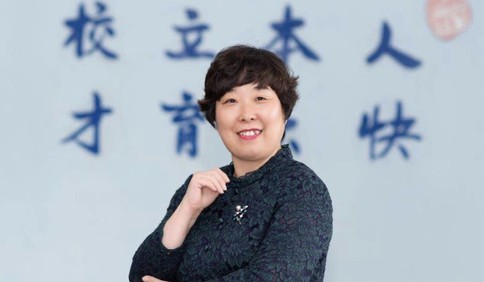 青島廣雅中學校長范磊：重視對學生的生命環境教育 在戰疫大課堂中成長