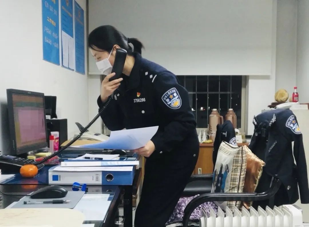 青岛监狱女干警在没有硝烟的战场上奋勇向前