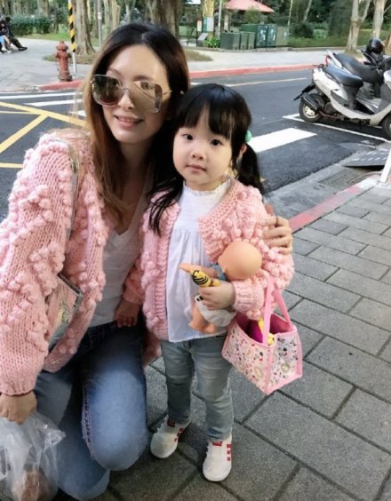 『刘真』刘真去世 丈夫辛龙怕4岁女儿伤心不敢告知噩耗