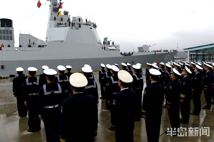 艘次：历时210天成功护送24批41艘次中外船舶 海军第三十三批护航编队凯旋