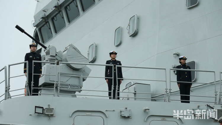 艘次：历时210天成功护送24批41艘次中外船舶 海军第三十三批护航编队凯旋