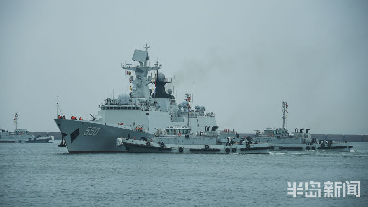 艘次：历时210天成功护送24批41艘次中外船舶 海军第三十三批护航编队凯旋