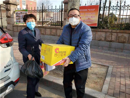 「娘家人」当好“娘家人” 让一线医护人员感受家的温暖