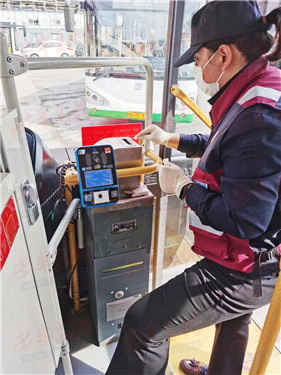 『过关』青岛这些线路公交及地铁核酸检测过关 出行仍要做好个人防护