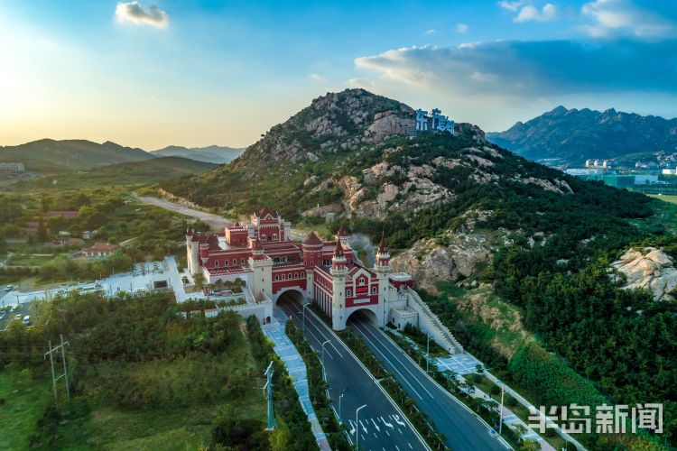 [攻坚克难]青岛灵山湾影视文化产业区开发建设指挥部获山东省“攻坚克难奖”