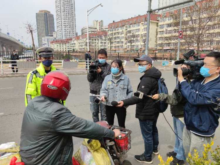 『市北』市北交警开展专项整治 加强摩托车、电动自行车等违法整治力度