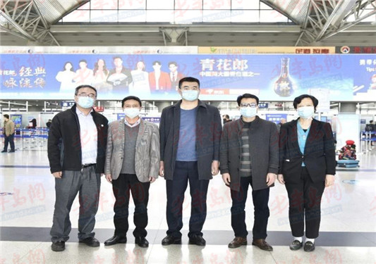 援藏■脱贫攻坚 “疫”不容辞 青岛援藏医疗队携装备奔赴高原