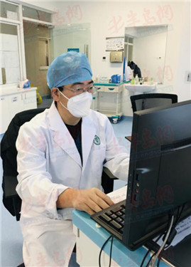 潘胜奇：潘胜奇：汇聚穿越风雨的力量，插进新冠病毒的“心脏”