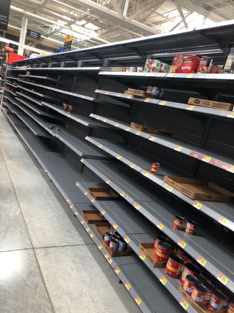 「深读」海外华人留学生抱团“战疫”：青岛学子异国伸援手“收留”外国同学